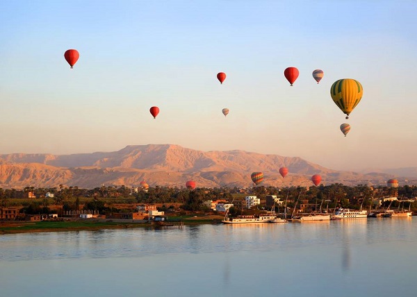 hot air balloon